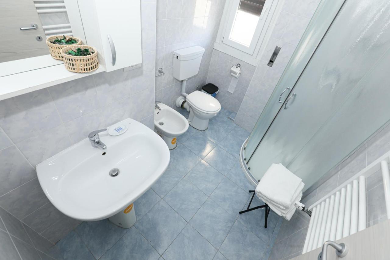 Affittacamere "San Martino Rooms" Genova Eksteriør billede